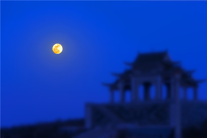 【纪检人●镜头】 中秋节