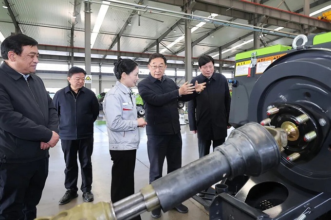 刘宁到新乡市获嘉县红旗区调研时强调：落实落细党的二十届四中全会精神 发挥优势把农业建成现代化大产业